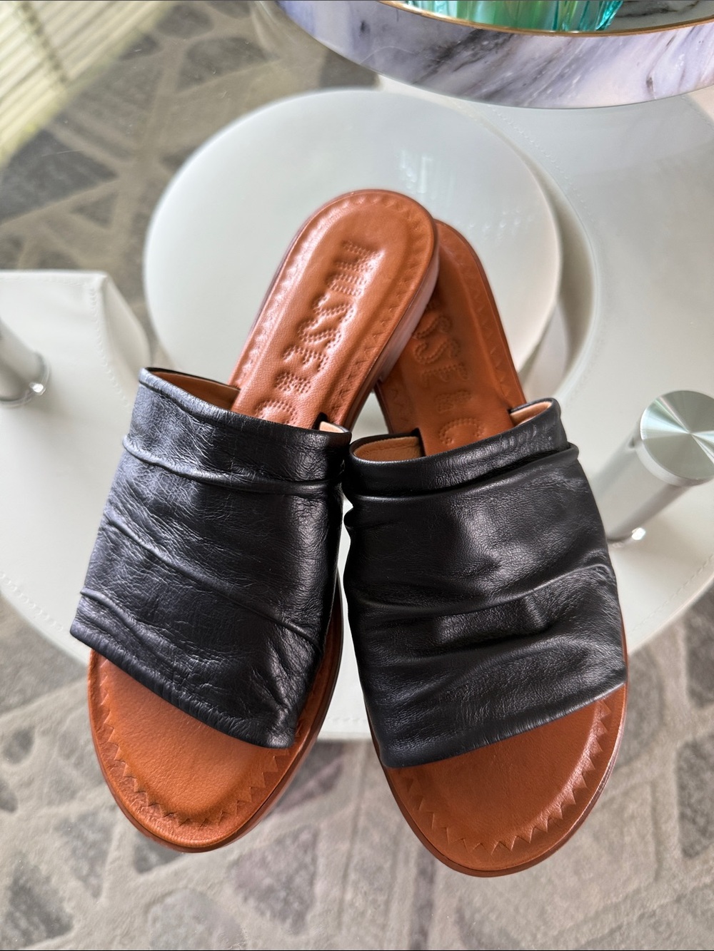 Musse & Cloud Black Leather Slide Sandals - Women size 9 great condition